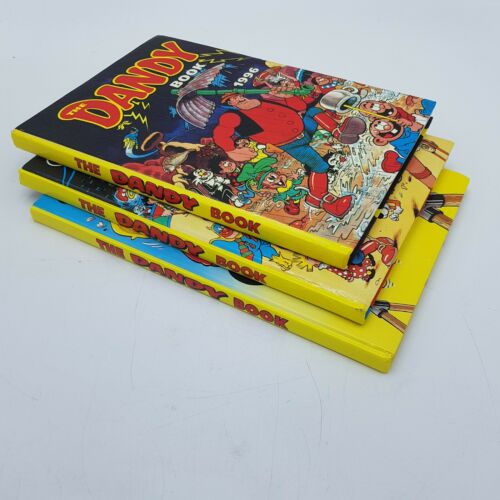 3x THE DANDY BOOK Children's Annual 1996, 1997 & 1998 Desperate Dan | Image 5