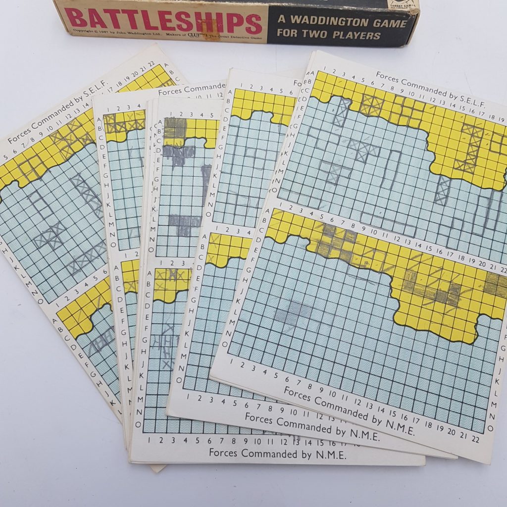 Vintage 1967 Battleships by Waddington's - Used in Poor Condition | Image 3