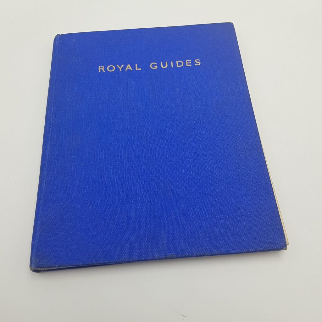 Royal Guides By V.M. Synge (1948) Girl Guides Association - Buckingham Palace HB | Image 2