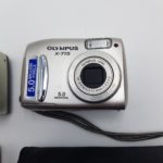 2x Untested DIGITAL Camera's + 35mm Camera. X-715 Canon IXUS & Fujifilm Nexia | Image 3