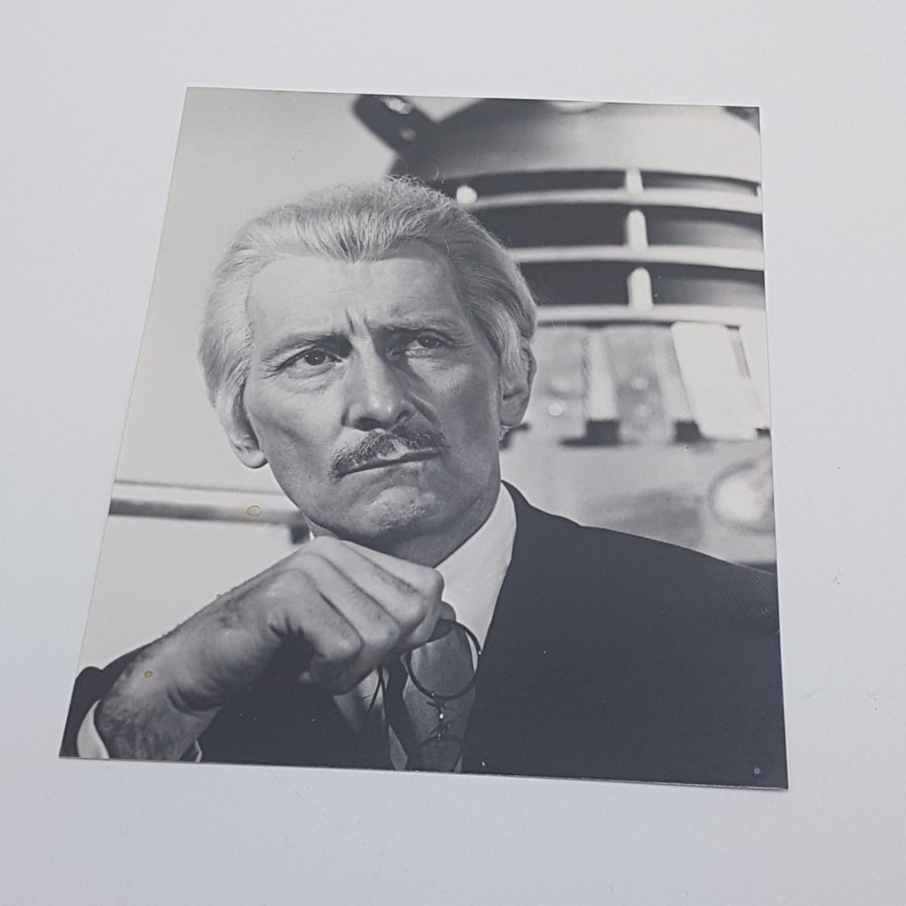 DOCTOR WHO AND THE DALEKS 10x8 B&W Glossy Photograph PETER CUSHING | Image 1