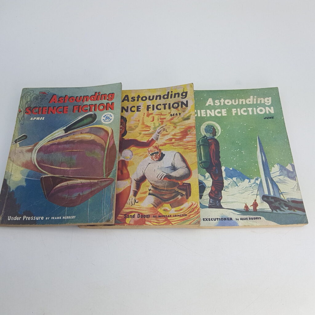 3x ASTOUNDING SCIENCE FICTION Magazines (1956) Frank Herbert - Under Pressure | Image 1