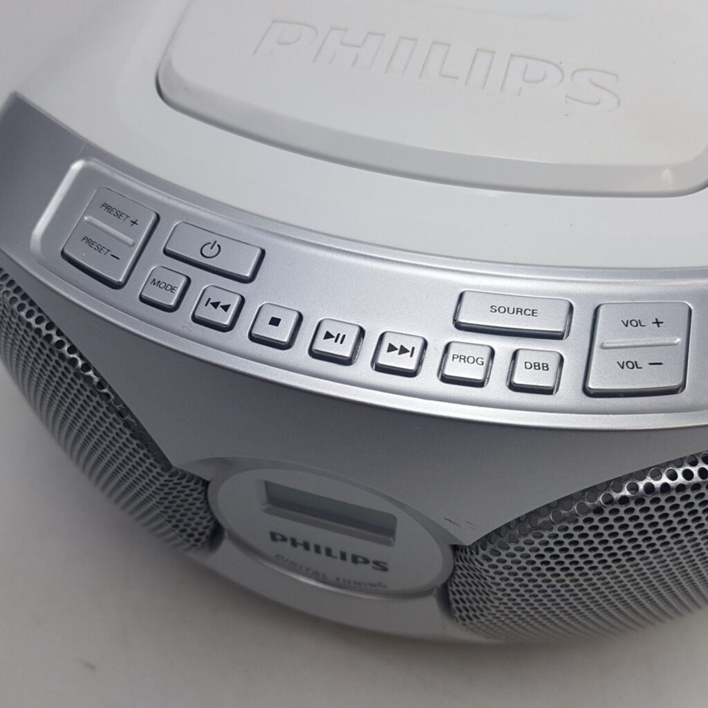 Philips AZ215S/05 Compact Portable CD Soundmachine + FM Radio [White] | Image 3