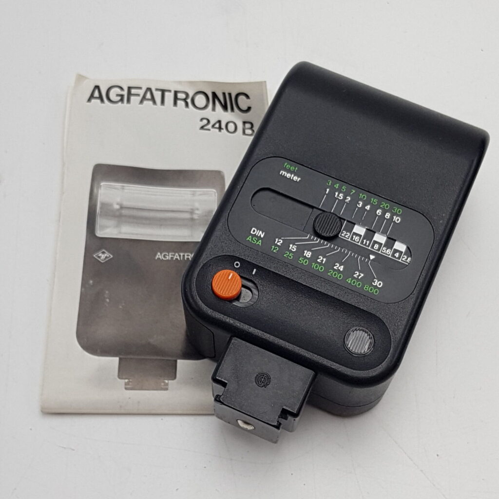 Vintage Boxed AGFA Agfatronic 240B Manual Electronic Camera Flash [Working] | Image 2