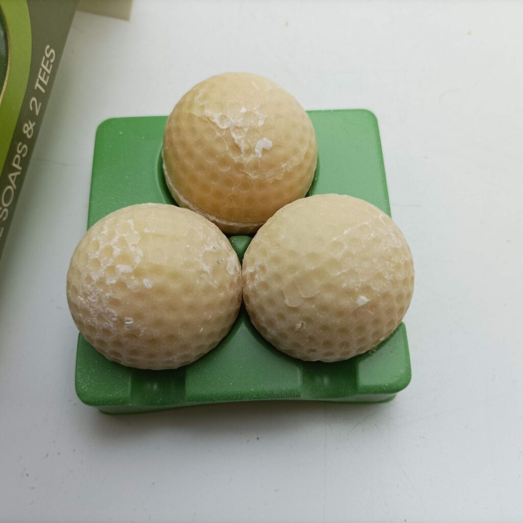 Vintage 1970's Boxed 3x Golf Balls & 2x Tees Novelty Soaps 110g [G+] Landis | Image 5