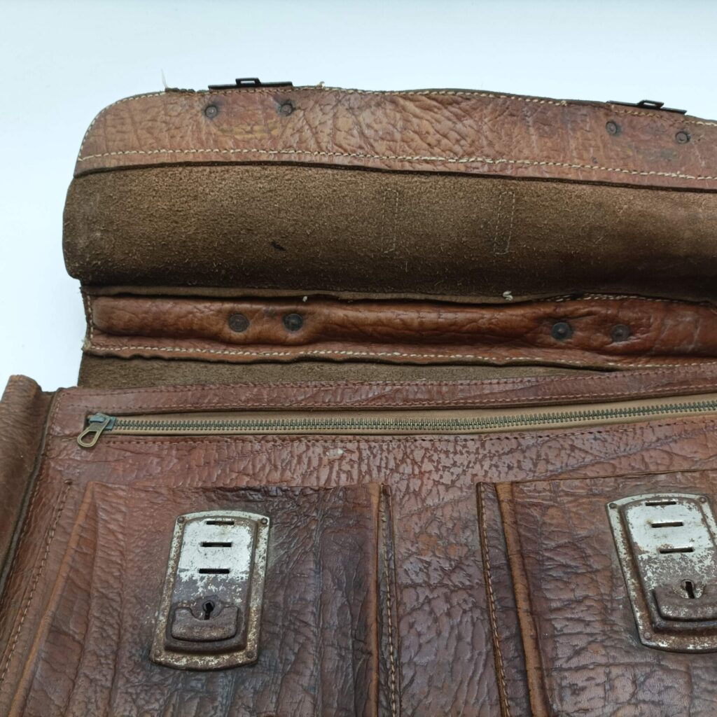 Vintage 1940's Tan Brown Leather Brief Case [Fair] Surface Wear | Military Attache | Image 9