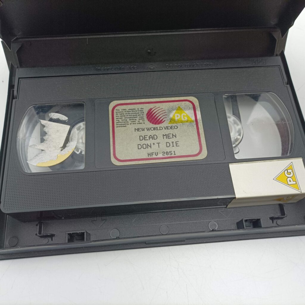 Dead Men Don't Die (1990) Ex-Rental Box Box VHS Cassette [G+] Elliott Gould | Image 5