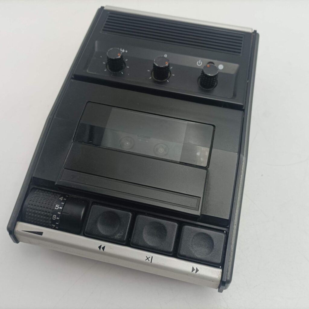 Vintage 1970's Grundig Stenorette 2100 (1977) Mini Cassette Format Recorder [G] | Image 1