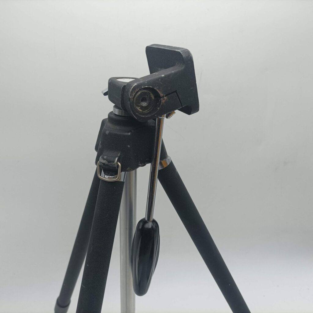 Vintage Unbranded Extendable Telescopic Camera Tripod 53