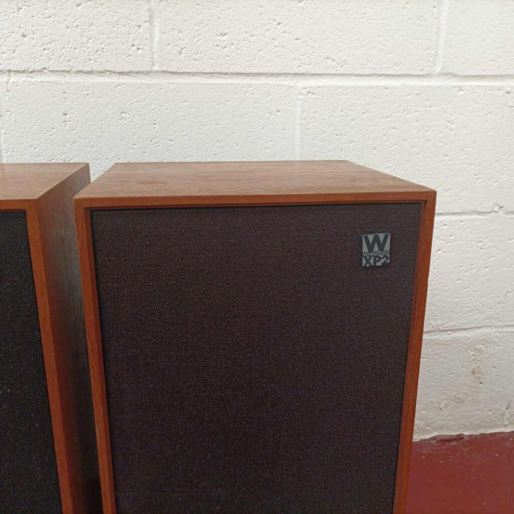 Vintage Pair of Wharfedale Glendale XP2 Speakers [G] 40W 6Ω | Cabinet Wear | Image 3