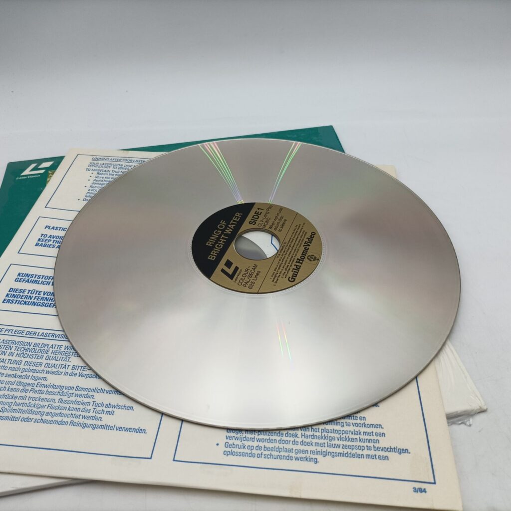 Ring of Bright Water (1983) Laserdisc [VG+] Guild Home Video | PAL CLV LP | Image 4