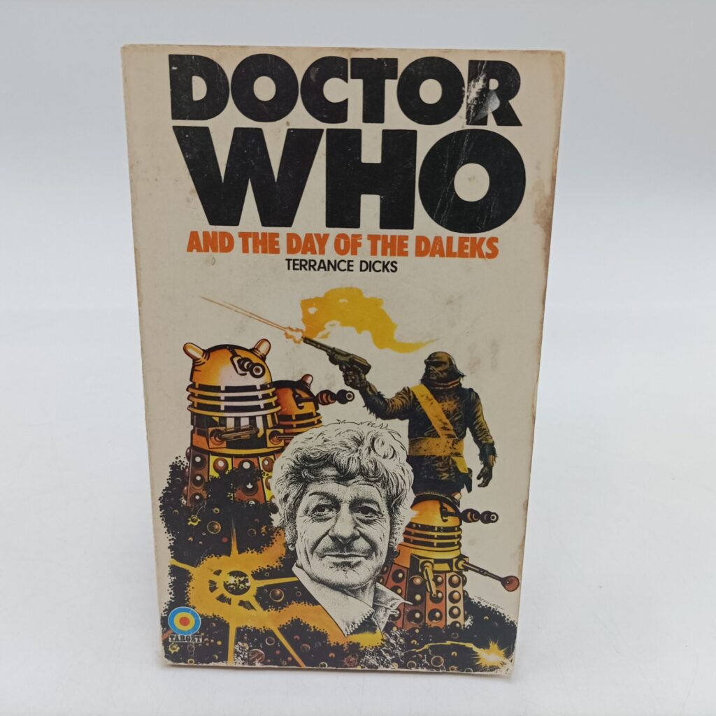 Doctor Who Day of the Daleks by Terrance Dicks (1974) 1st Edition Target Paperback [g+] | Image 1