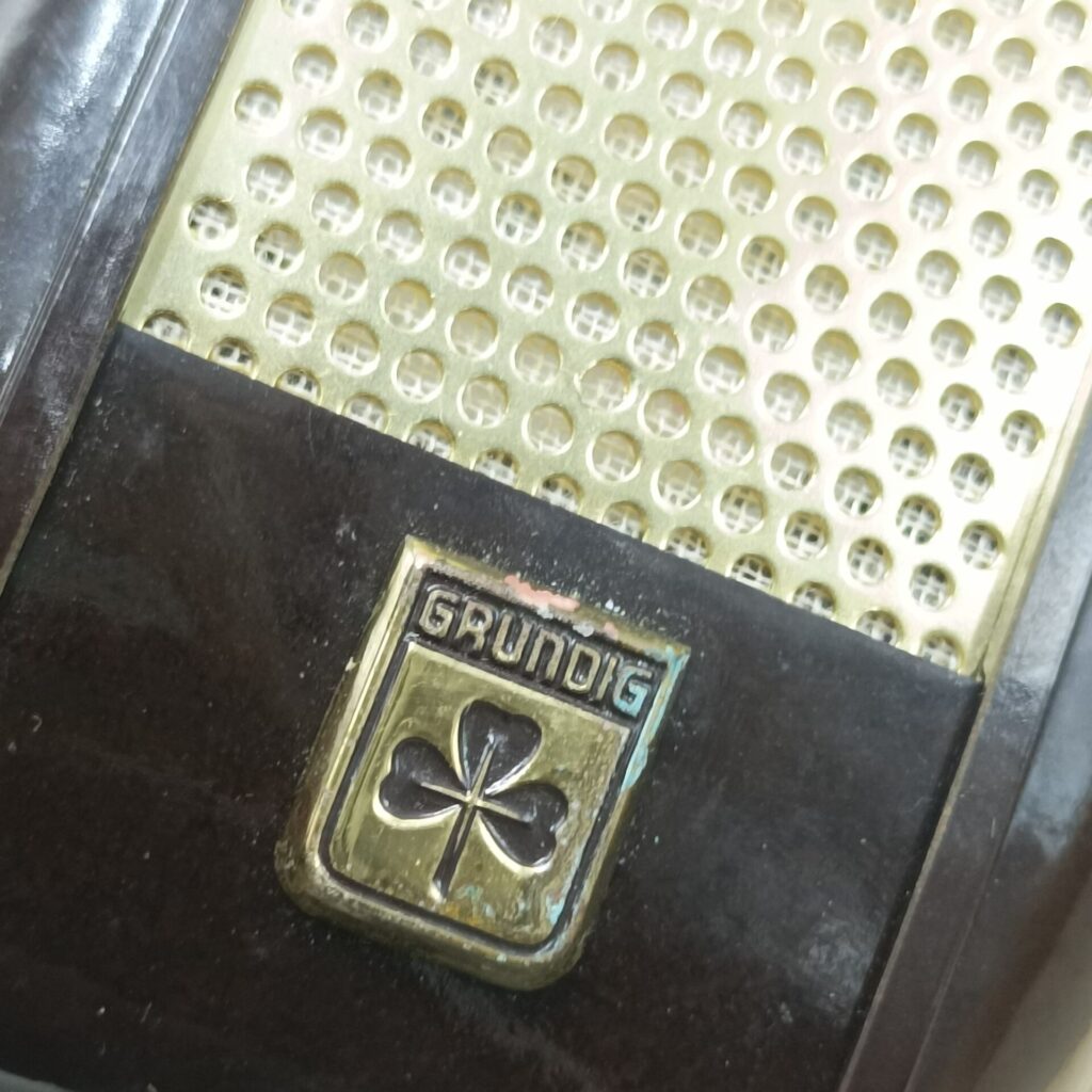 1950's Vintage Boxed Grundig GDMIII Microphone & Stand [g+] 3 Pin Brown Bakelite | Image 6
