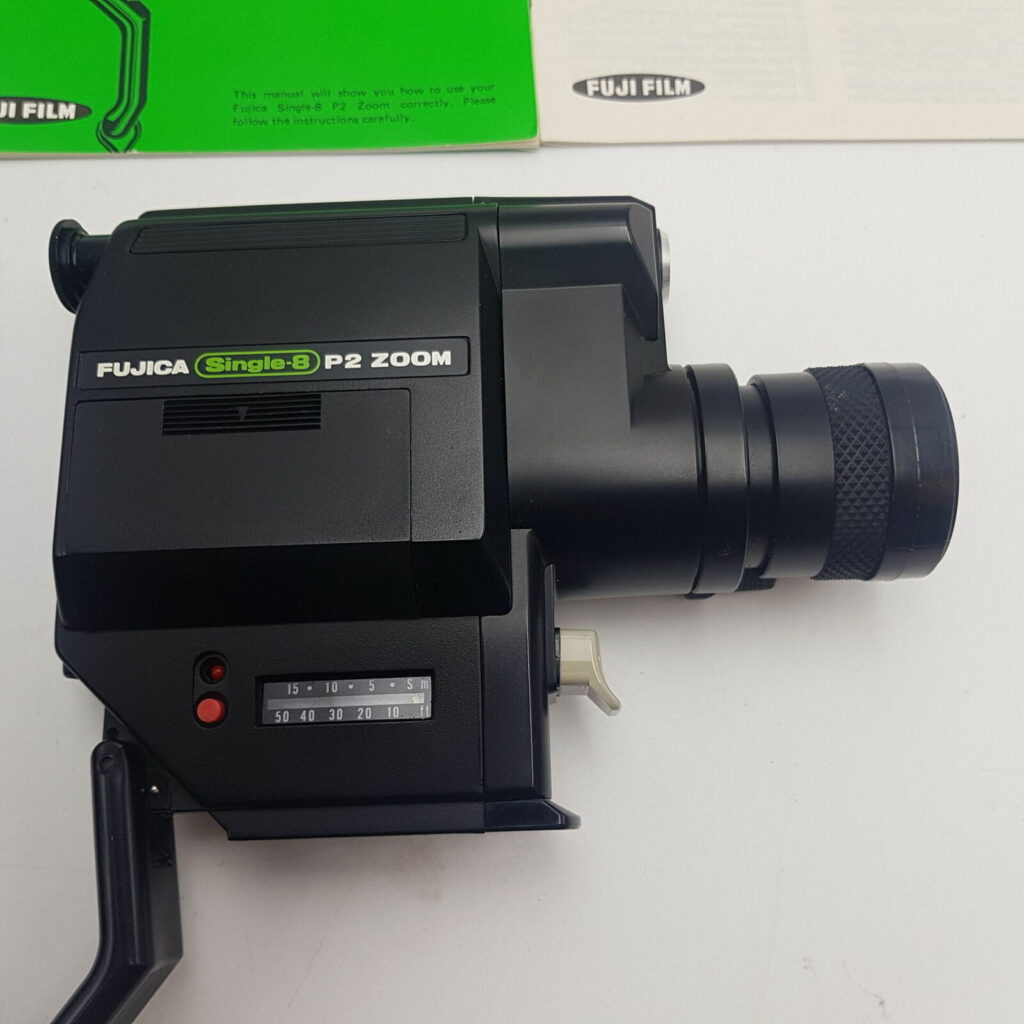Vintage Fujica P2 ZOOM Single-8 Cine Film Camera + Case & User Manual [VG+] Untested | Image 3