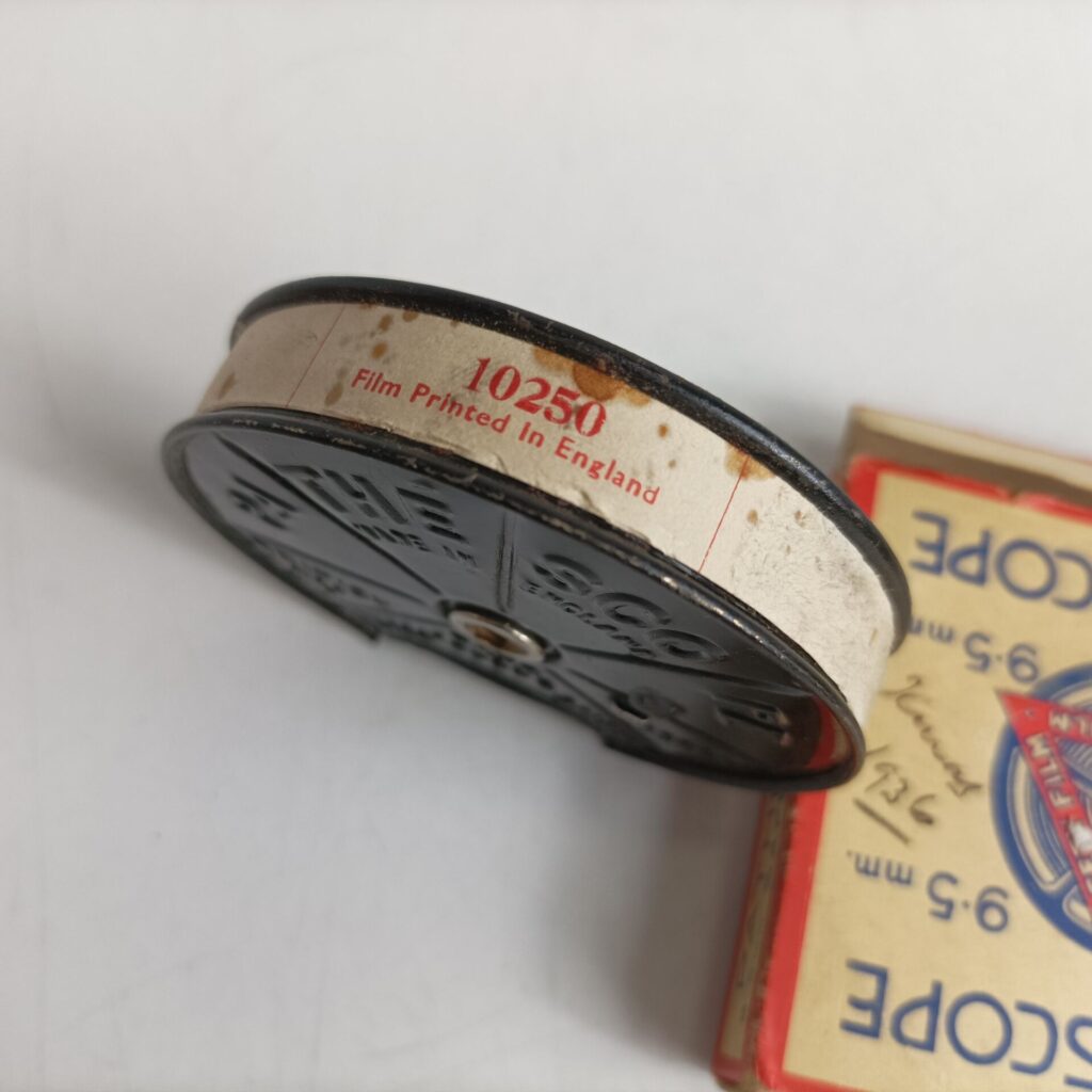 Vintage Pathescope 9.5mm Film (Baby) THE LOUD SPEAKER 10250 [G+] Comedy | Image 4