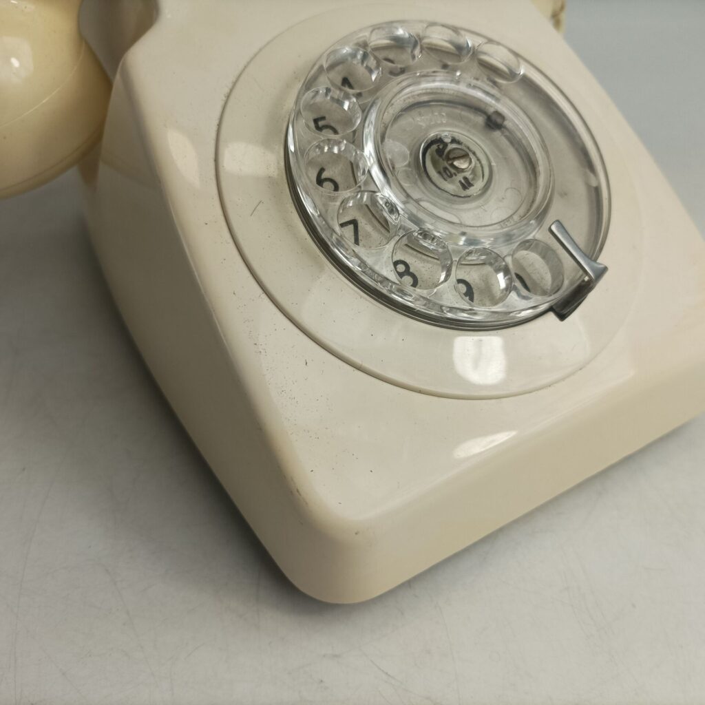 Vintage 1970s BT GPO 746F Cream Rotary Dial Telephone (1971) Untested | Poor Case | Image 2