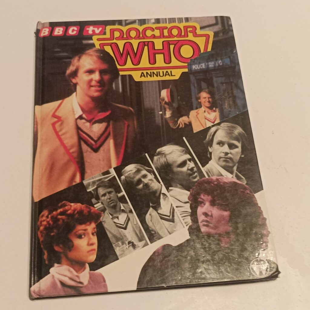 DOCTOR WHO Annual 1983 [G-] Unclipped / Cover Wear - Peter Davison | Image 1