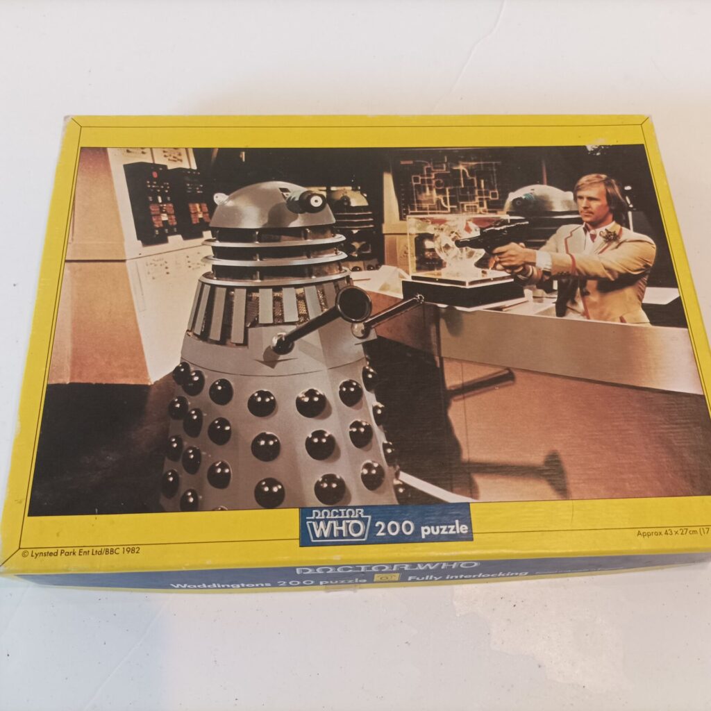 DOCTOR WHO Jigsaw Puzzle 200 Pieces 1982 Daleks [G] Complete. Waddington's | Image 1