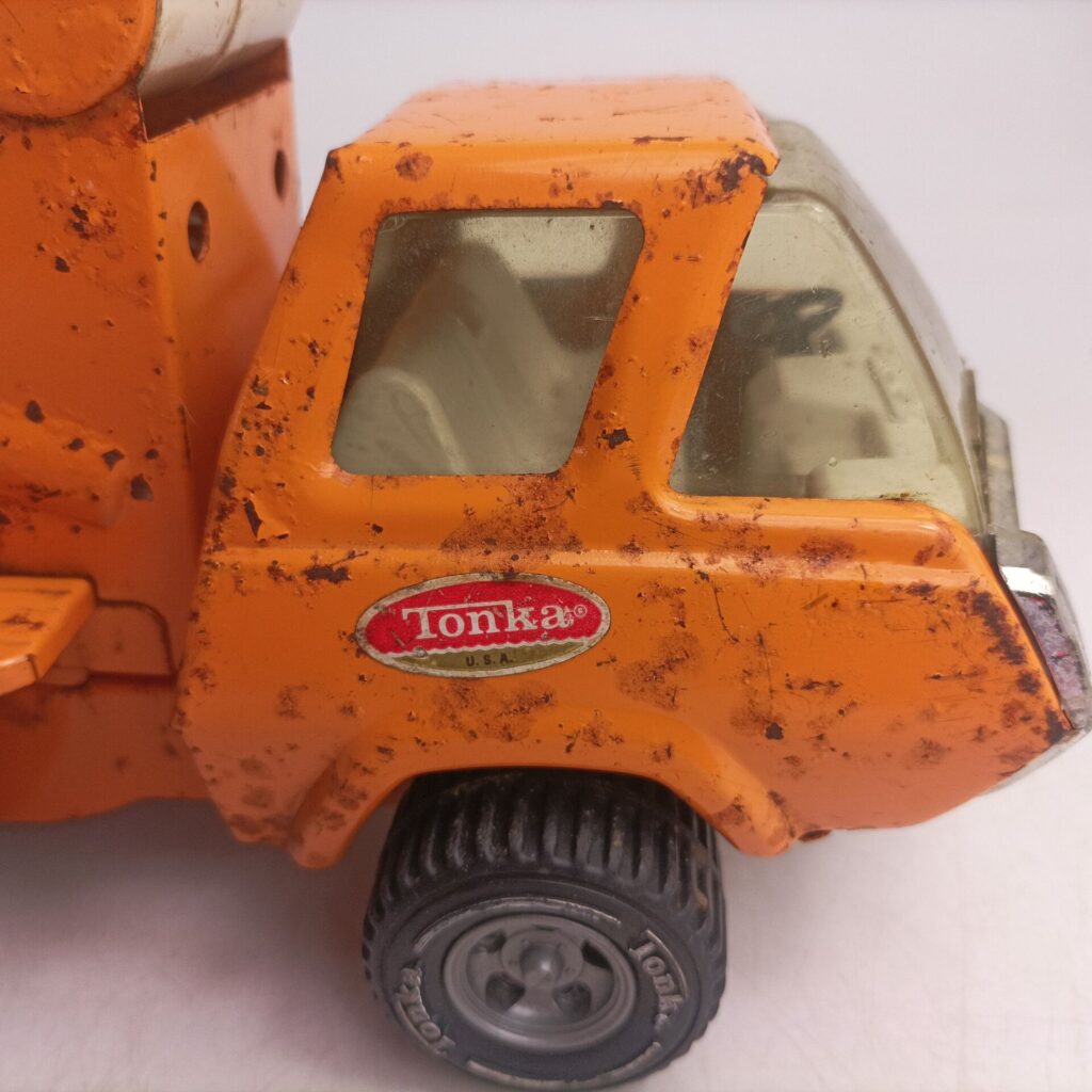 Vintage 1970s TONKA Cement Mixer [F] 22cm Pitted Paintwork / Rust Spots (Restoration) | Image 4