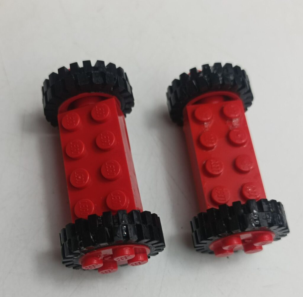 Vintage 1980's 2 Pieces of Red Lego Car / Truck Wheels and Tyres [G+] | Image 1