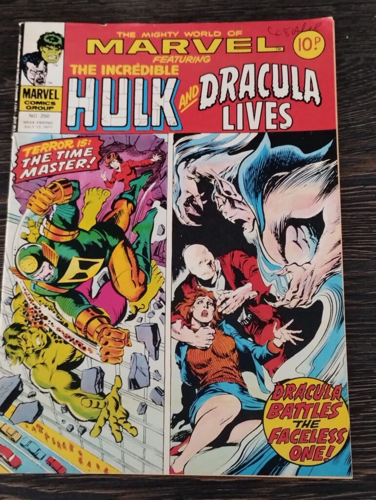 Mighty World of Marvel Comic #250 The Incredible Hulk & Dracula Lives [G+] July 1977 | Image 1